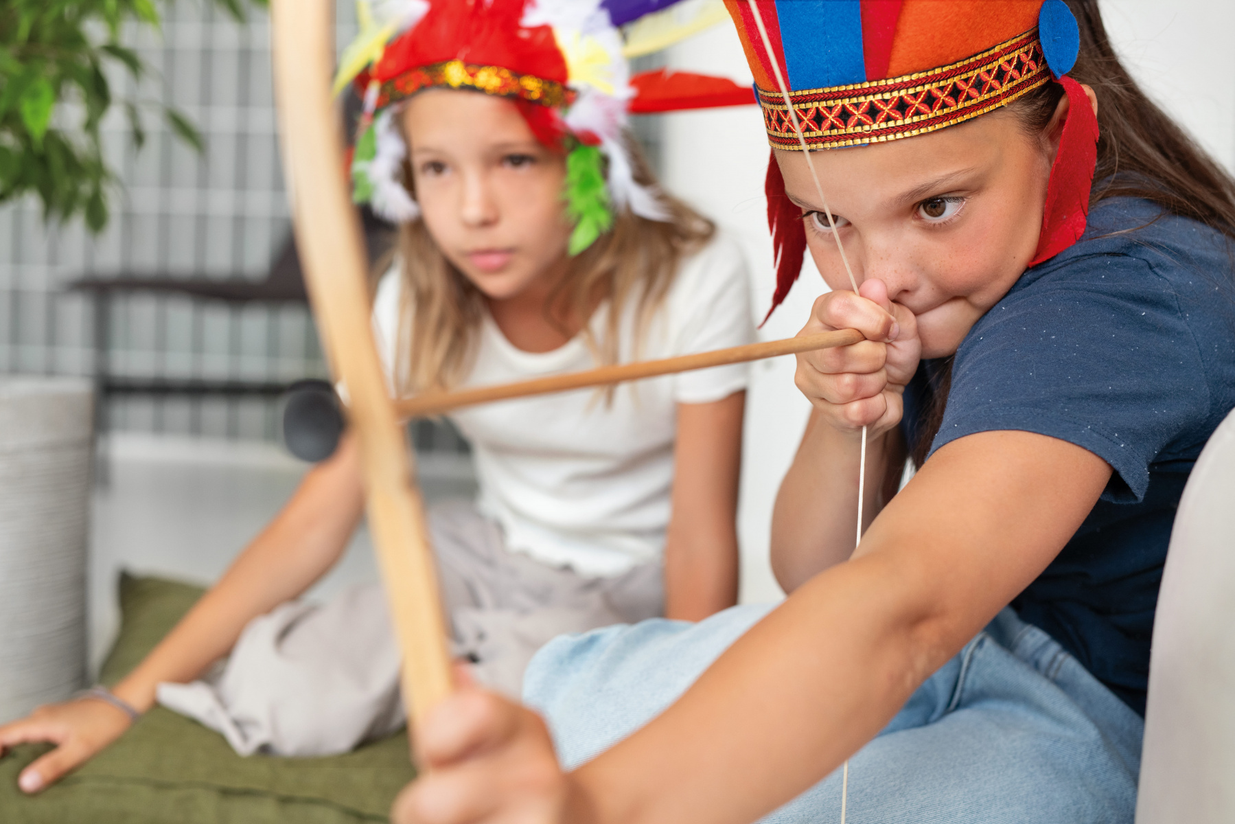 kids-playing-around-in-cosy-home.jpg